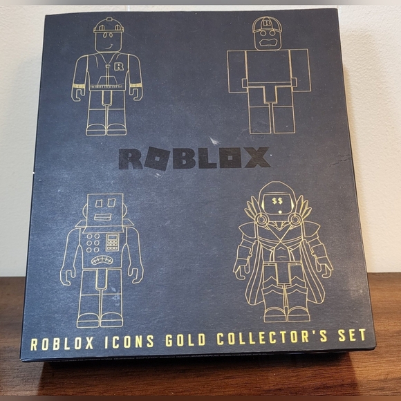 2021 Roblox Icons Gold Collectors Set 4 Figure Pack - Picture 2 of 10